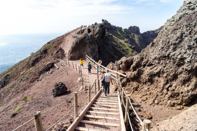 sorrento-vesuvius-day-trip-with-entry-and-lunch