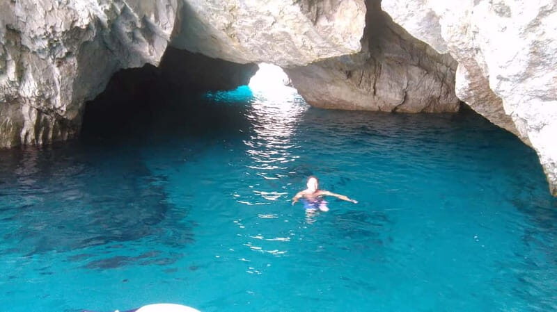 Sorrento: Yacht Day Trip to Capri with Drink and Snack - Free Time at Piccola Bay