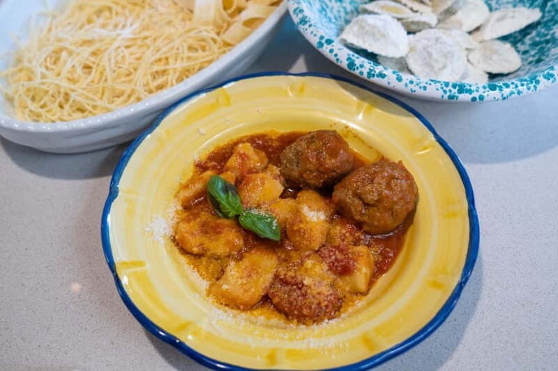 Sorrento's Tasty Garden: Cooking Class with Meat Menu - Who Should Book This Tour?