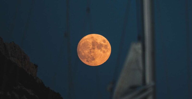 sotogrande-full-moon-on-the-sea-2-hours