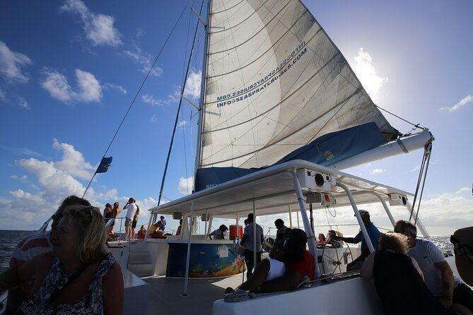 soufriere-catamaran-excursion-sapphire-falls-hike