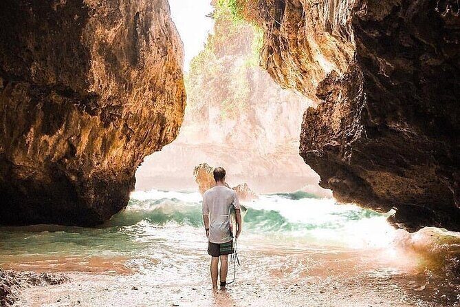 South Bali of Uluwatu temple & famous kecak fire dance perform - Exploring the Itinerary: What to Expect