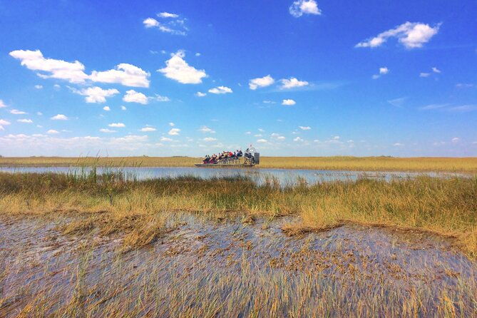 south-beach-everglades-airboat-wildlife-show-with-transfer