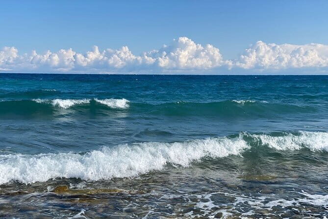 South coast of Issyk Kul Lake in 2 days - Transportation and Group Dynamics