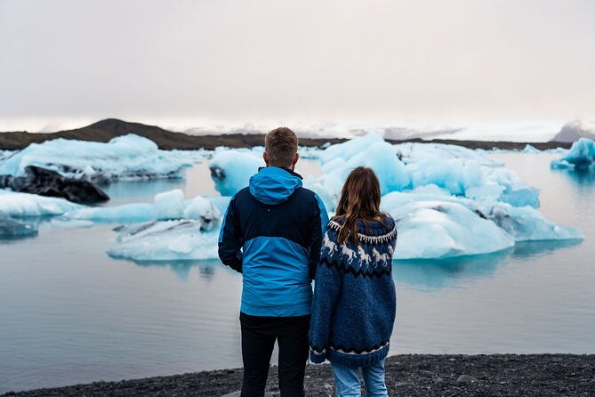 south-iceland-and-glacier-lagoon-jokulsarlon-with-boat-tour
