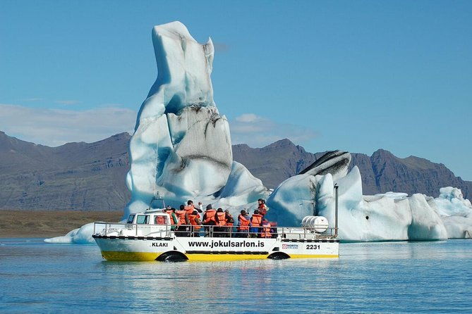 south-iceland-and-glacier-lagoon-jokulsarlon-with-boat-tour