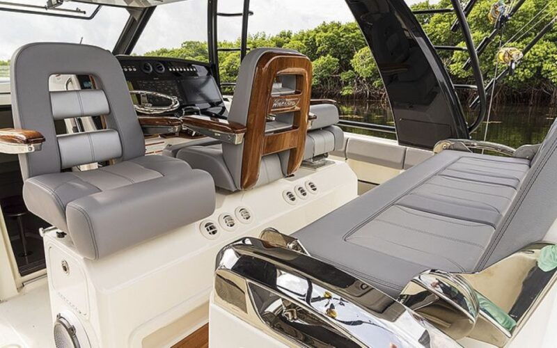 south-maui-maalaea-guided-luxury-snorkel-cruise