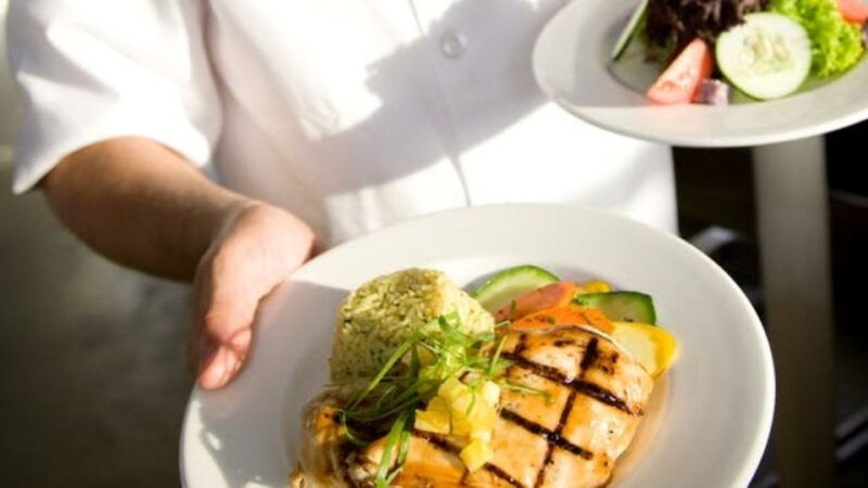 south-maui-sunset-cruise-with-4-course-dinner-and-drinks