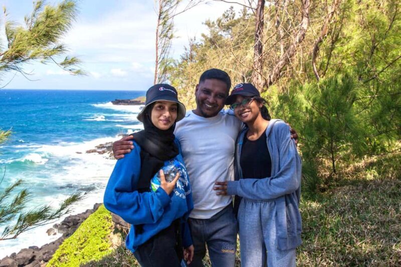 South Mauritius: Easy cliff& jungle hike to hidden waterfall - Refreshing Natural Pools and Picnic