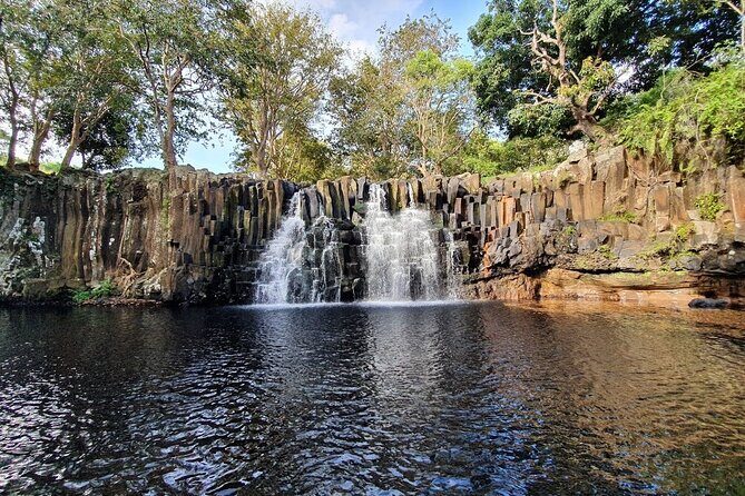 South of Mauritius :Full day package including Chamarel Coloured earth & lunch - The Sum Up