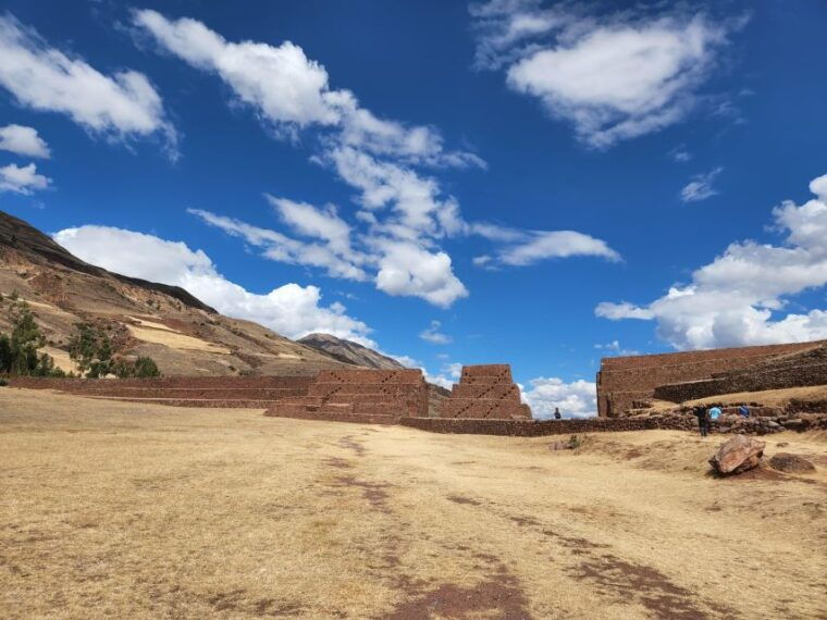 south-valley-of-cusco-andahuaylillas-pikillaqta-tipon
