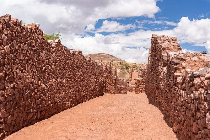 south-valley-tour-tipon-pikillacta-and-andahuaylillas