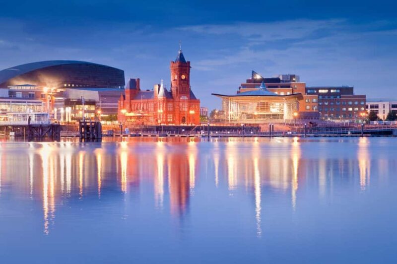 South Wales: Private Day Trip with Driver-Guide - Exploring the Highlights: What You’ll See & Experience