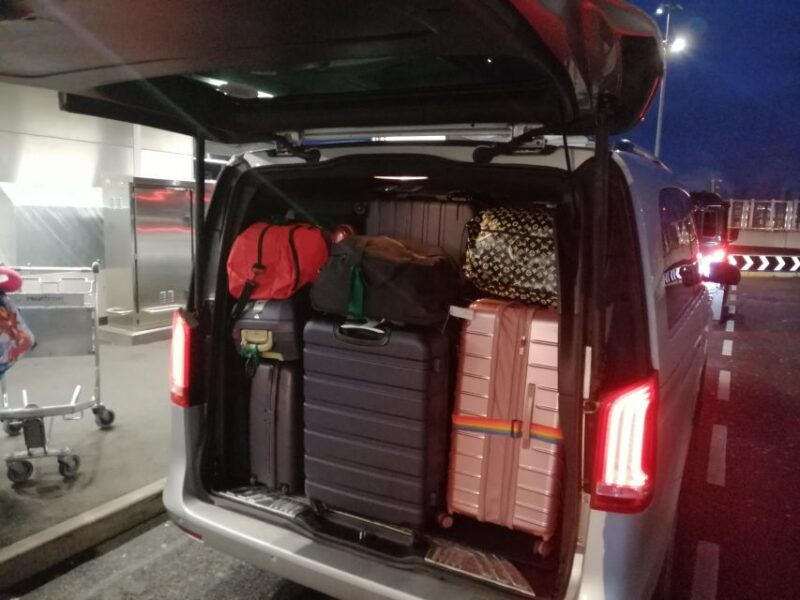 southampton-port-to-london-via-stonehengelacock-bath-2