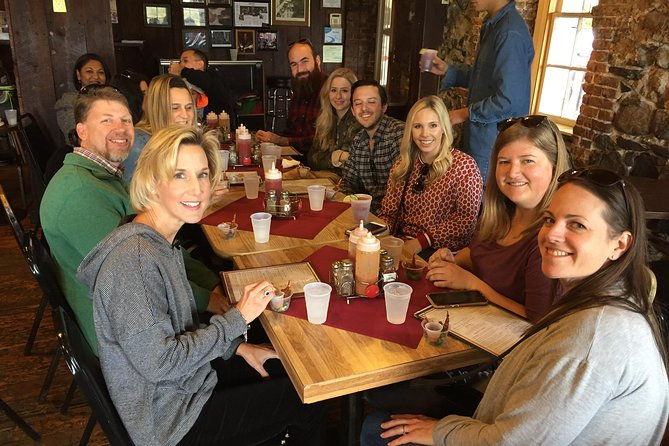 southern-flavors-food-pub-crawl-and-history-walking-tour