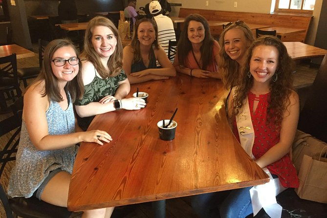 southern-flavors-of-savannah-walking-dessert-tour