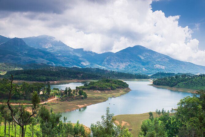 Southern India: Where Culture Meets Nature - A Deep Dive into the 13-Day South India Tour