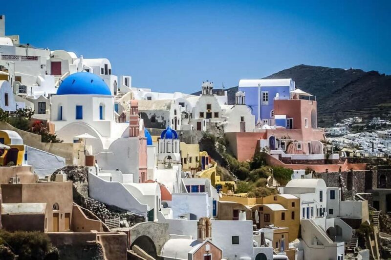 Southern Santorini: Sightseeing Tour of Villages & Beaches - The Lighthouse of Akrotiri: panoramic views and tranquility