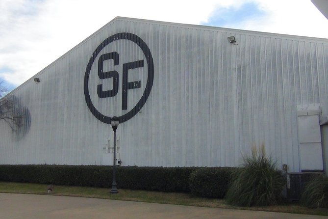 southfork-ranch-and-dallas-jfk-highlights-tour