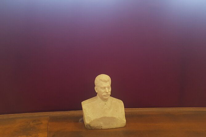 soviet-story-private-day-trip-to-chiatura-stalins-museum-and-katskhi-pillar