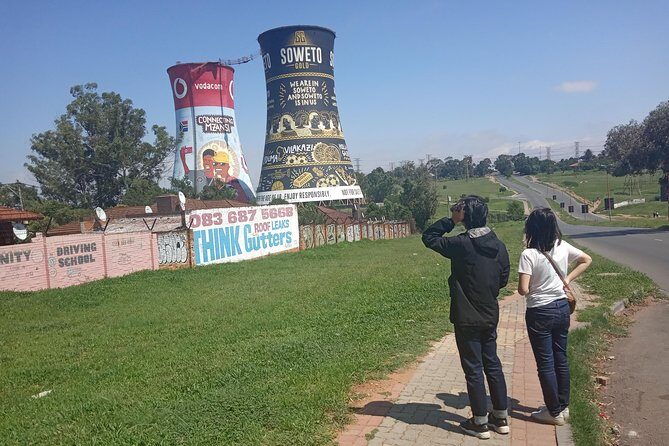 Soweto & Apartheid Museum, Cultural Village, Wildlife and Safari - A Day-by-Day Breakdown of the Tour