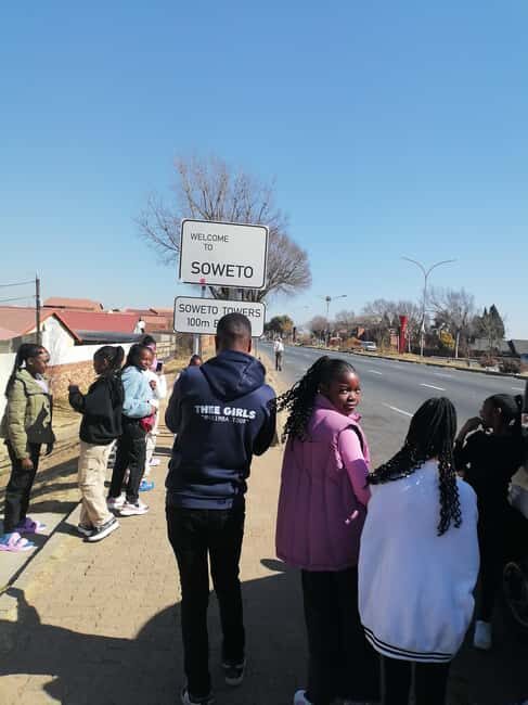 SOWETO HALF DAY GUIDED TOUR - Key Points