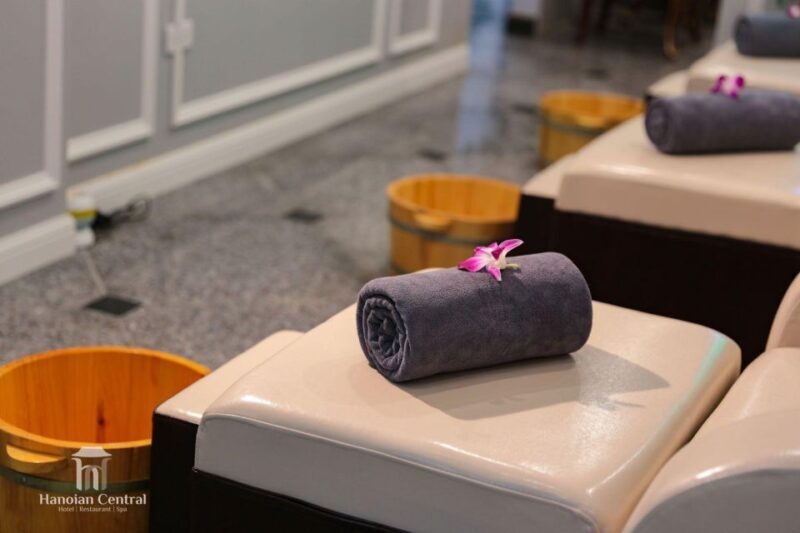 Spa in Hanoi: Head Massage - The Experience & What You’ll Actually Do