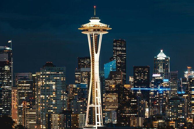 space-needle-seattle-center-small-group-private-walking-tour