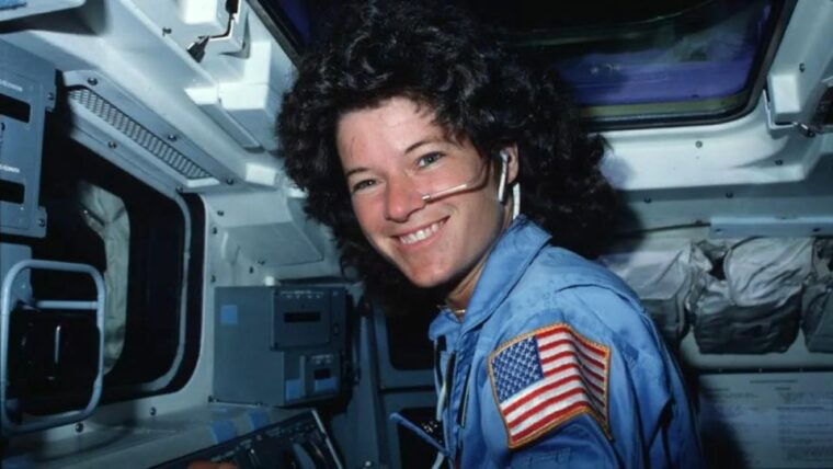 spacequest-exploring-aerospace-legends-audio-driving-tour