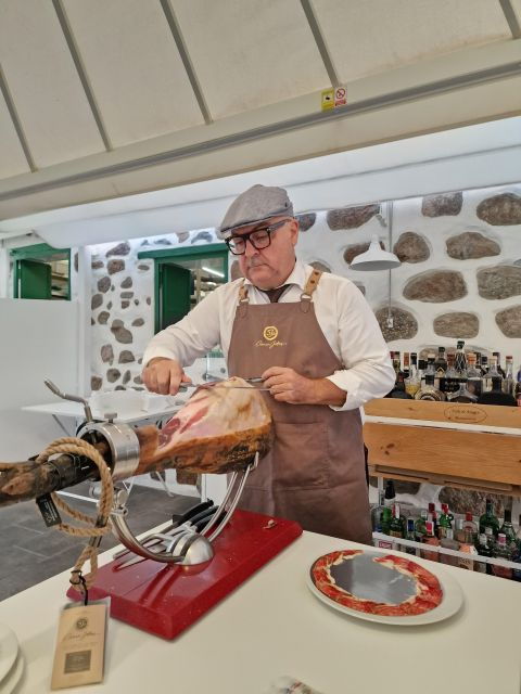 spanish-cured-meats-wine-tasting-tour-in-mogan