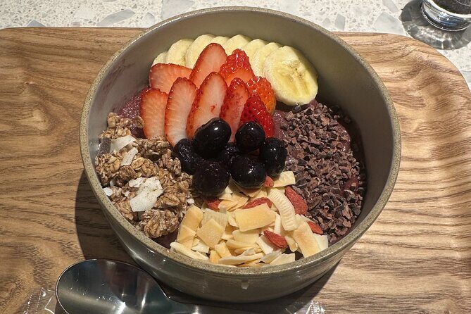 Spanish/EnglishVegan Tokyo Food Tour- Ramen and Sweets - A Deep Dive Into the Vegan Tokyo Food Tour Experience