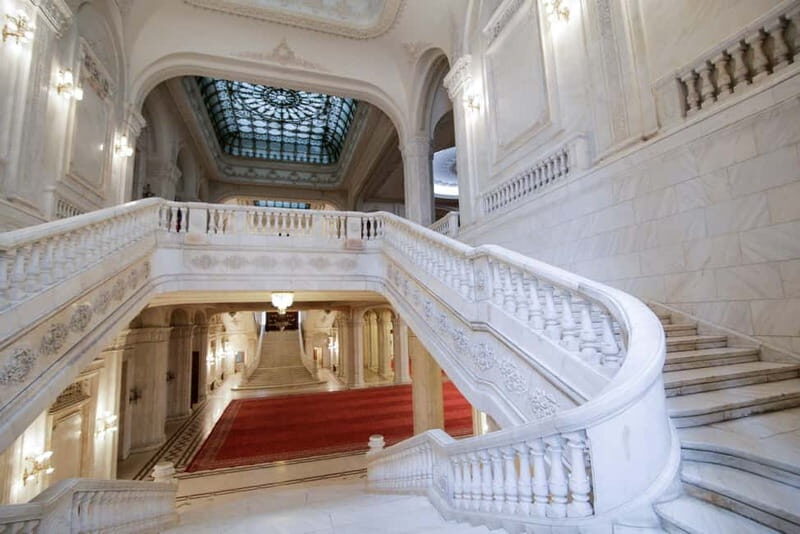 Spanish guided tour at the Palace of Parliament in Bucharest - Key Points