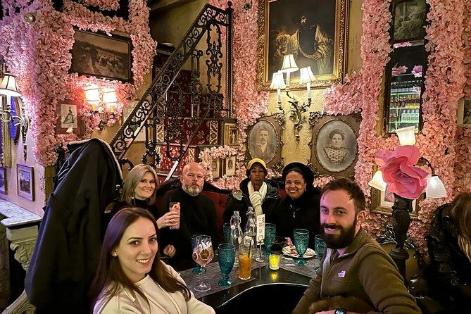 spanish-language-speakeasy-drinks-and-history-tour-nyc