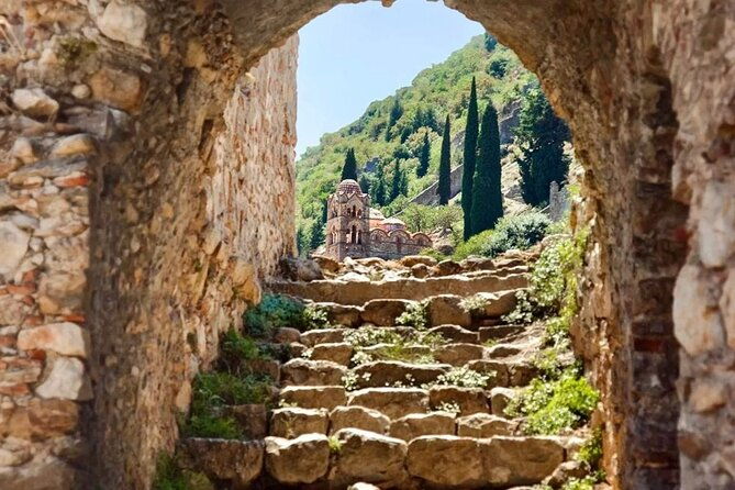 sparta-mystras-limeni-traditional-village-private-day-tour