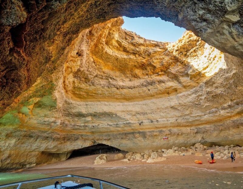 Special 2 Hours Tour to Benagil Cave From Armação de Pêra - About the Experience Provider