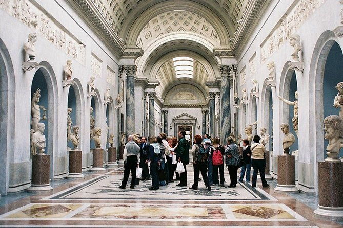 special-first-entry-vatican-museums-small-group-tour