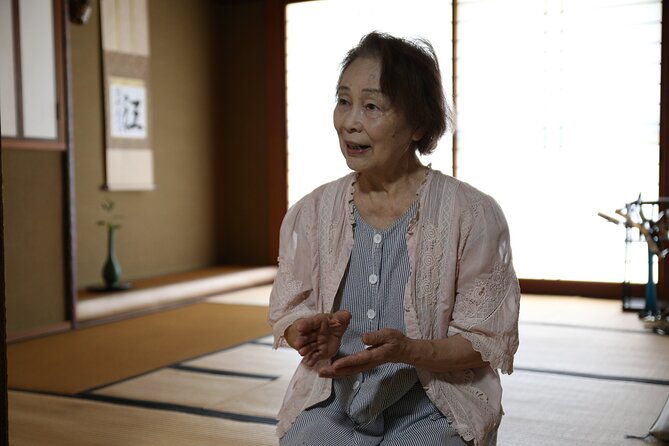 special-ikebana-experience-guided-by-an-ikebana-master-mrs-inao