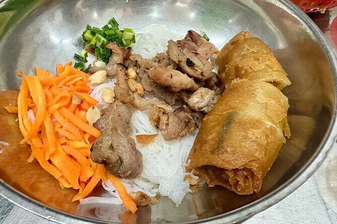 Special Sai Gon Motorbike by Night Street Food Tour - What’s Included & What’s Not