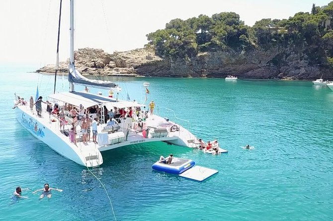 special-tour-for-groups-sailing-along-the-costa-brava-in-a-big-catamaran-food-and-drinks-included