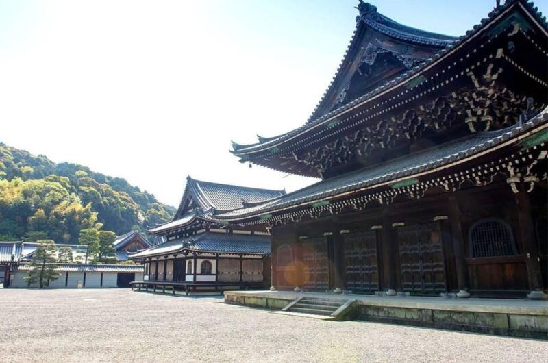 special-viewing-with-priests-at-kyoto-sennyu-ji-temple