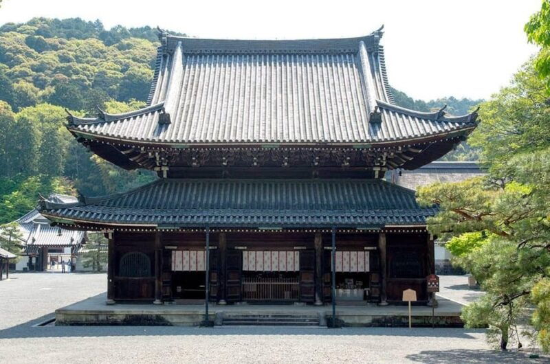 special-viewing-with-priests-at-kyoto-sennyu-ji-temple