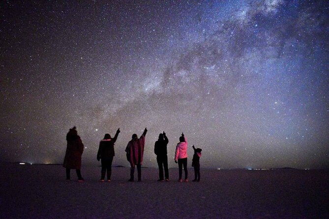 spectacular-sunset-and-stargazing-in-the-uyuni-salt-flat