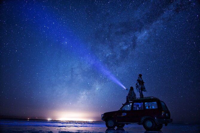 spectacular-sunset-and-stargazing-in-the-uyuni-salt-flat