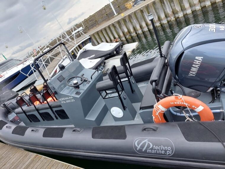 speed-boat-half-hour-trip-in-sopot-speed-up-to-100-km-h