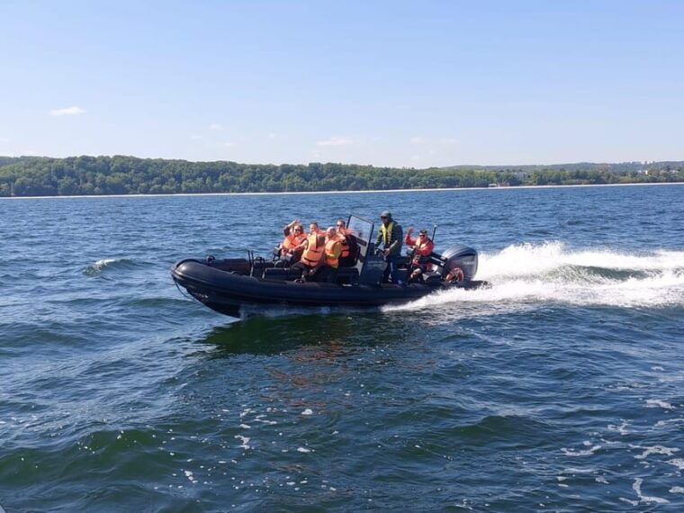 speed-boat-half-hour-trip-in-sopot-speed-up-to-100-km-h