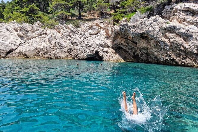 Speed Boat Tour to Elaphiti Caves and Sandy Beach from Dubrovnik - Who Would Enjoy This Tour?