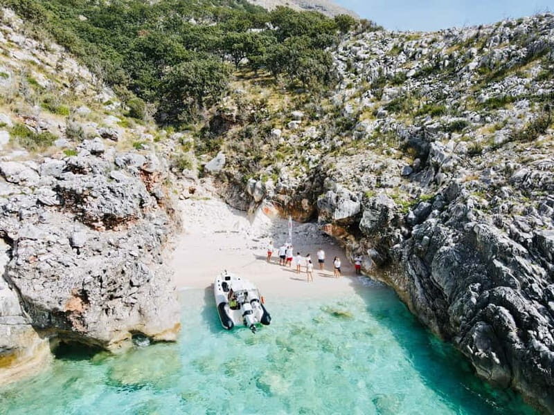 Speed Boat Tour to National Park and Grama Bay - FAQ