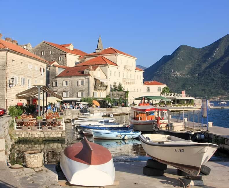 Speed Boat Tour to Perast Old Town & Our Lady of the Rocks - Key Points
