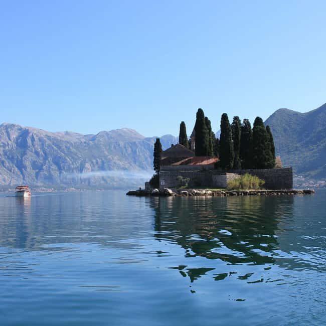 Speed Boat Tour to Perast Old Town & Our Lady of the Rocks - Exploring the Tour in Detail