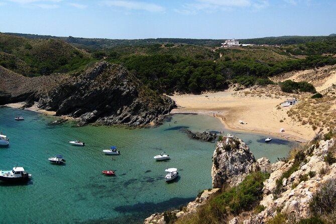speedboat-excursion-through-the-coves-of-northern-menorca